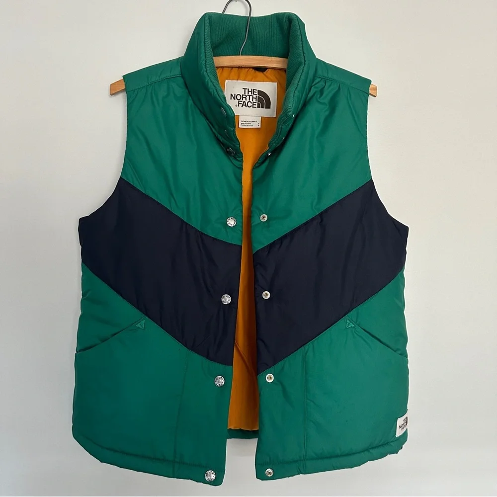 The North Face Women’s Sylvester Insulated Vest Evergreen Patchwork Big Sky S02 - Picture 3 of 16